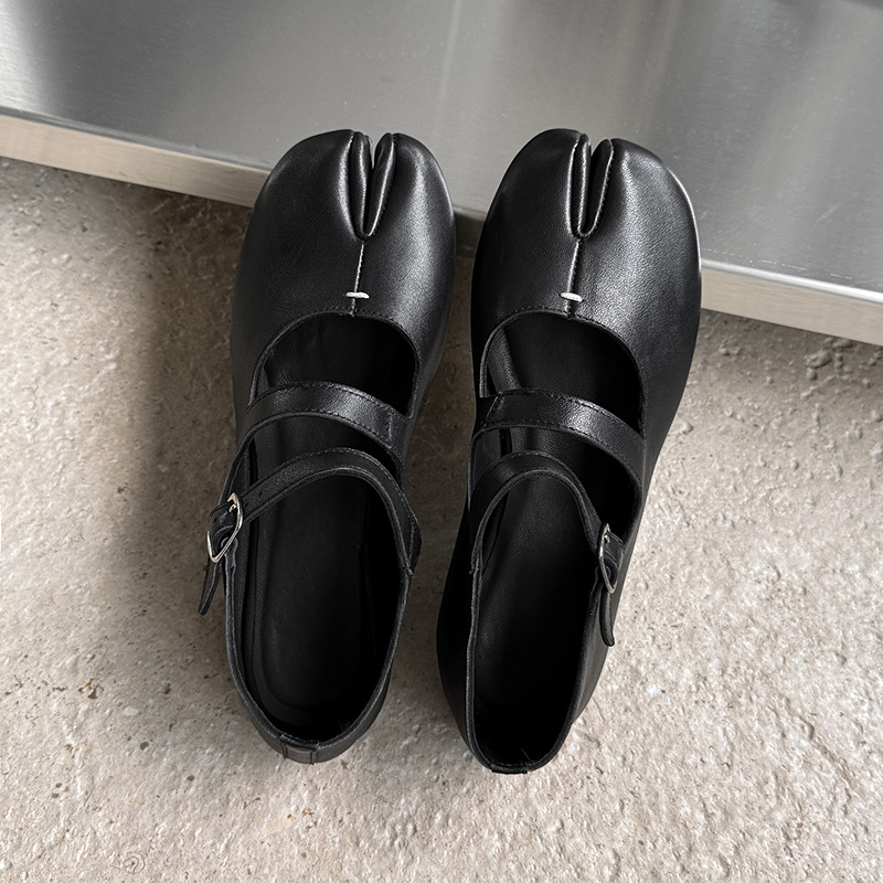 2026 Women's Split-Toe Mary Jane Shoes – Genuine Lambskin Leather, Double-Buckle Flat, Unique Artisan Design