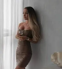 Fashionable Design Strapless Sexy Hip Hugging PU Dress review  Jennifer Lee