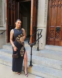 Sleeveless Sexy Slim Fit Slit Long Skirt With Hollow Out Design review Jessica Lee