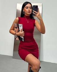 Knitted Base Dress With Wrapped Buttocks review Amanda Lee