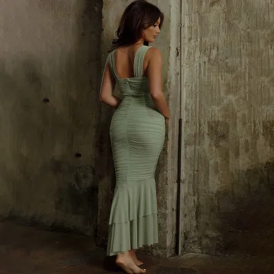 Tight pleated fishtail dress 02