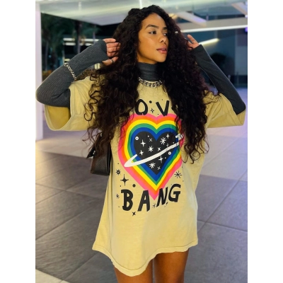 Designsoo Babe Ultra-Cropped T-Shirt 01