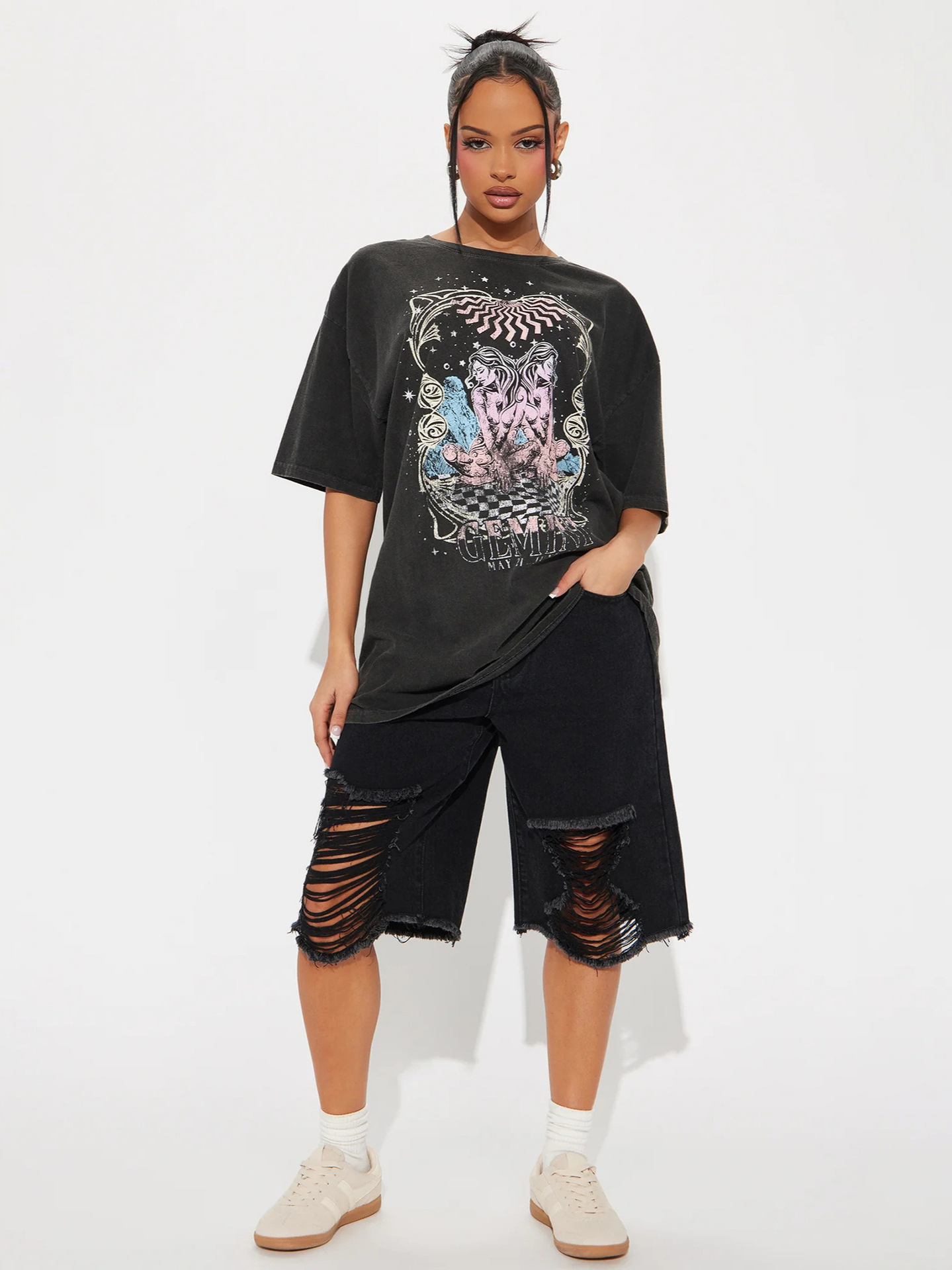 Designsoo Distressed Gemini Print Loose Fit T-Shirt