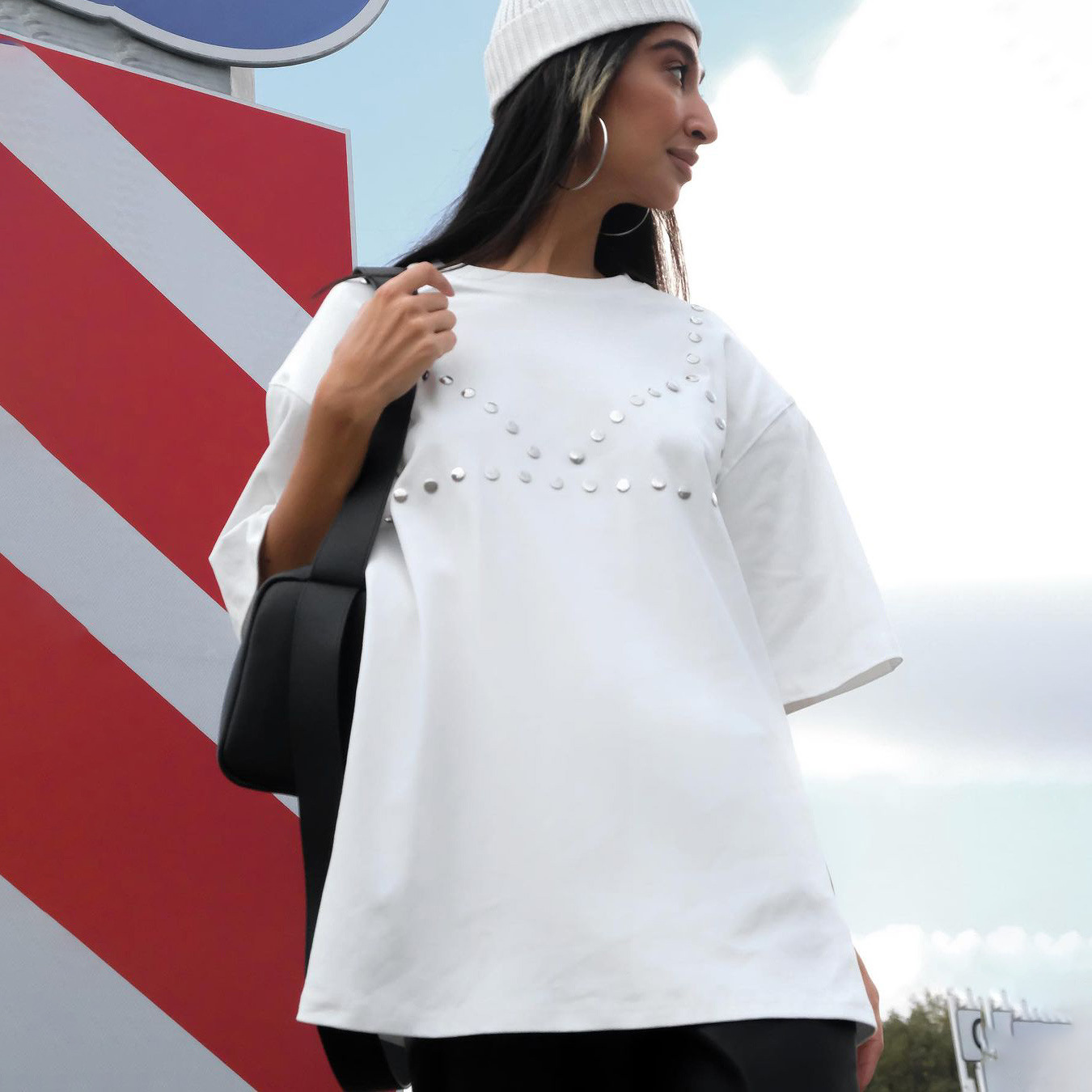 Designsoo Loose Fit Rivet Detail T-Shirt