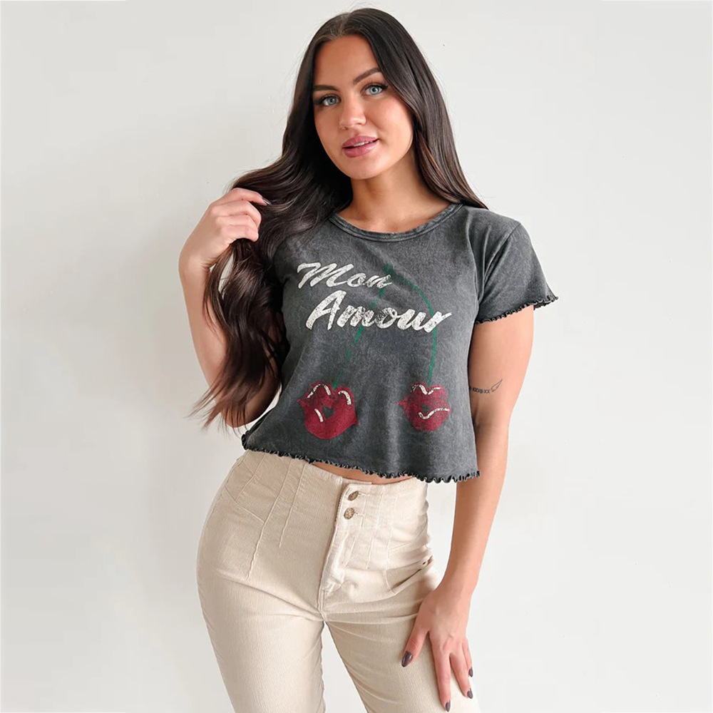 Designsoo Vintage Letter Print Babe Crop Top