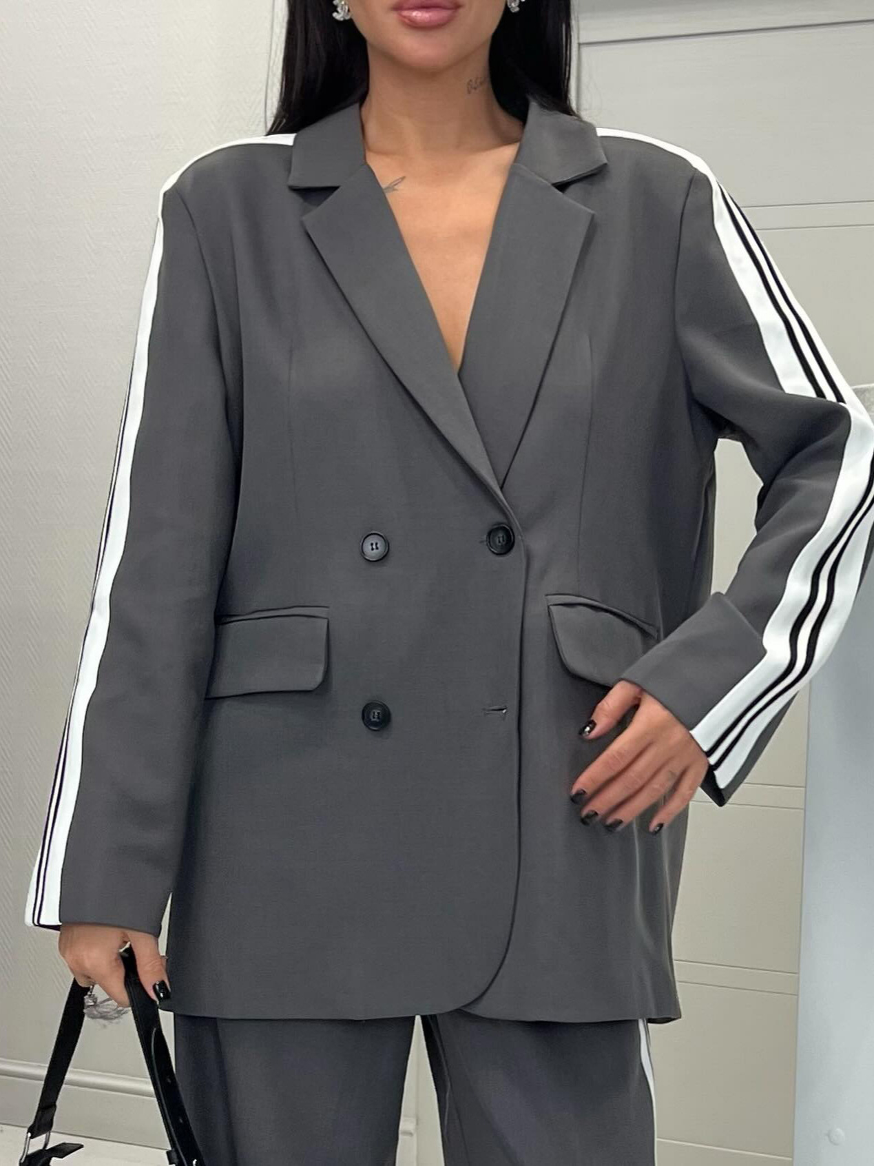 Designsoo Color-Block Commuter Style Sophisticated Two-Piece Suit Set