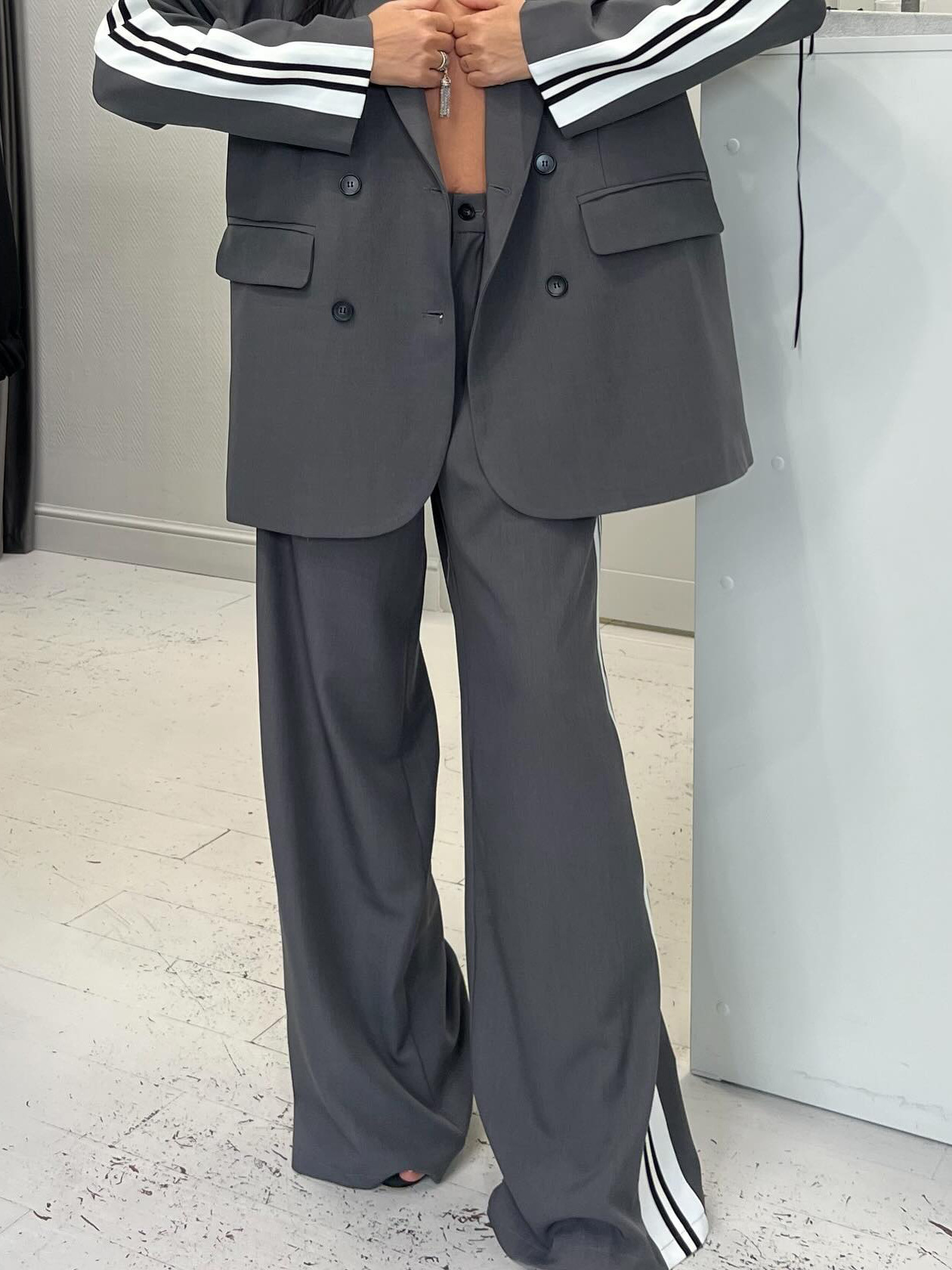 Designsoo Color-Block Commuter Style Sophisticated Two-Piece Suit Set