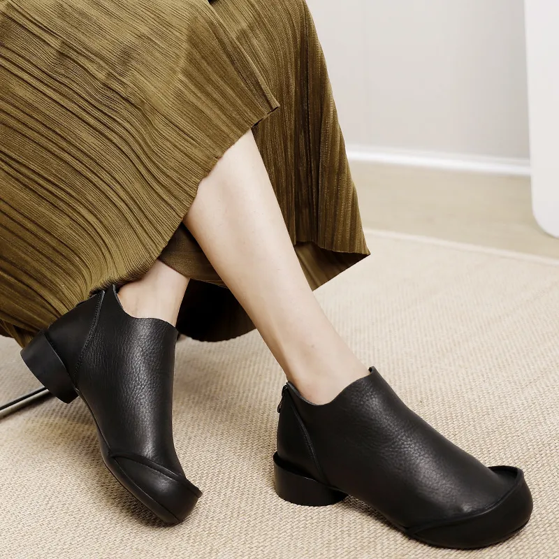 Women's Genuine Leather Wood Ear Edge Ankle Boots