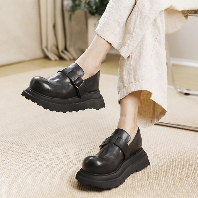 Designsoo Thick Sole Full Leather Deep-Vamp Single Shoes 01