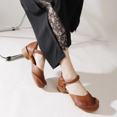 Designsoo Vintage Covered Toe Genuine Leather Chunky Heel Single Shoes 01