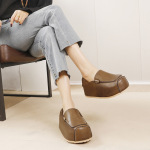 Designsoo Washed Leather Hidden Inner Heel Vintage Handcrafted Loafers
