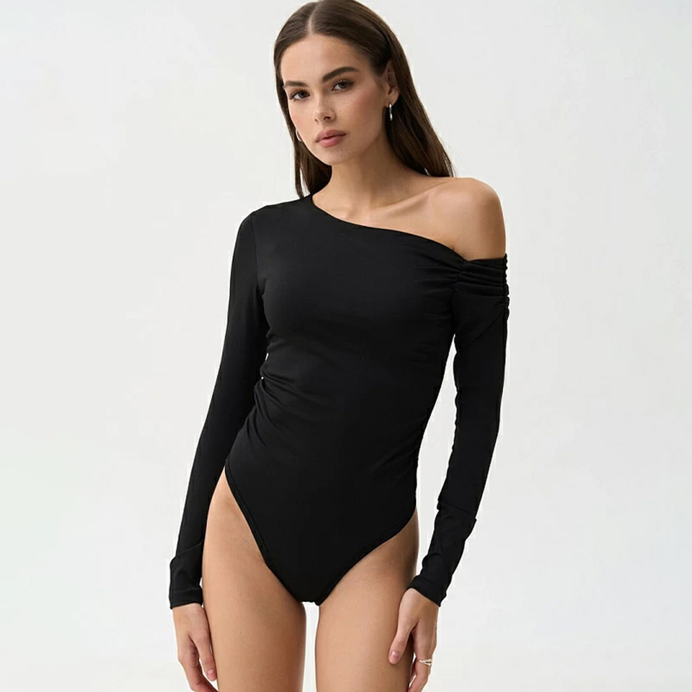 Designsoo Trendy Off-the-Shoulder Jumpsuit