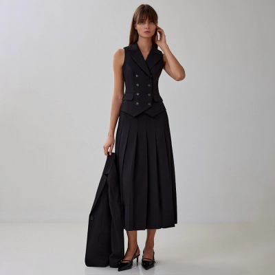 Designsoo Sleeveless Vest Pleated Long Skirt Set 01