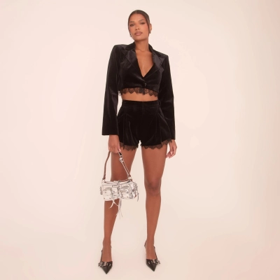 Designsoo Lace Trim Two-Piece Set - Sexy Crop Top and Bodycon Shorts 01