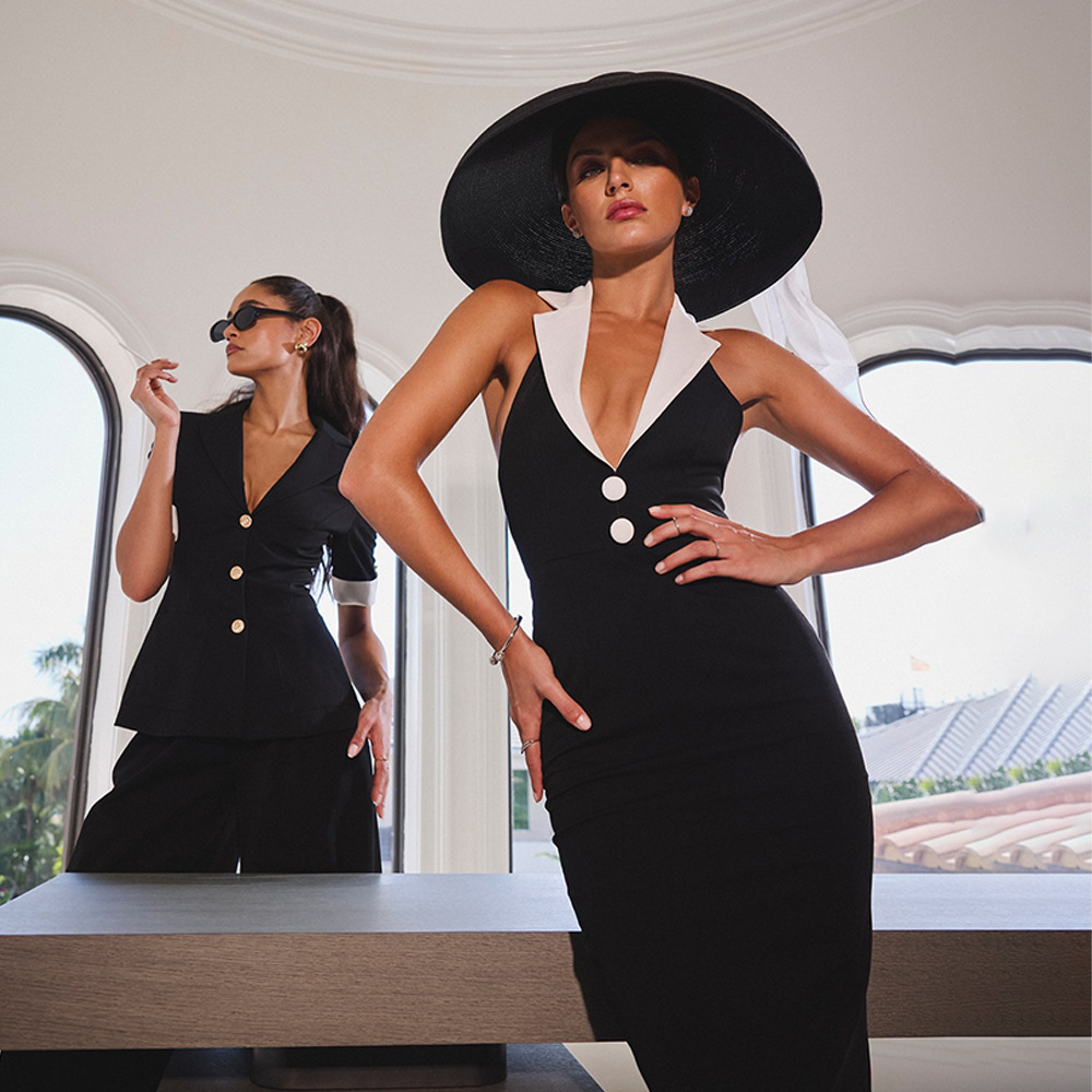 Designsoo Chic Backless Side-Slit Slimming Dress for Bold Women