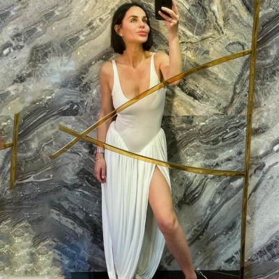 Designsoo Sexy and Fashionable Strap Backless High Slit Slim Fit Long Dress 02