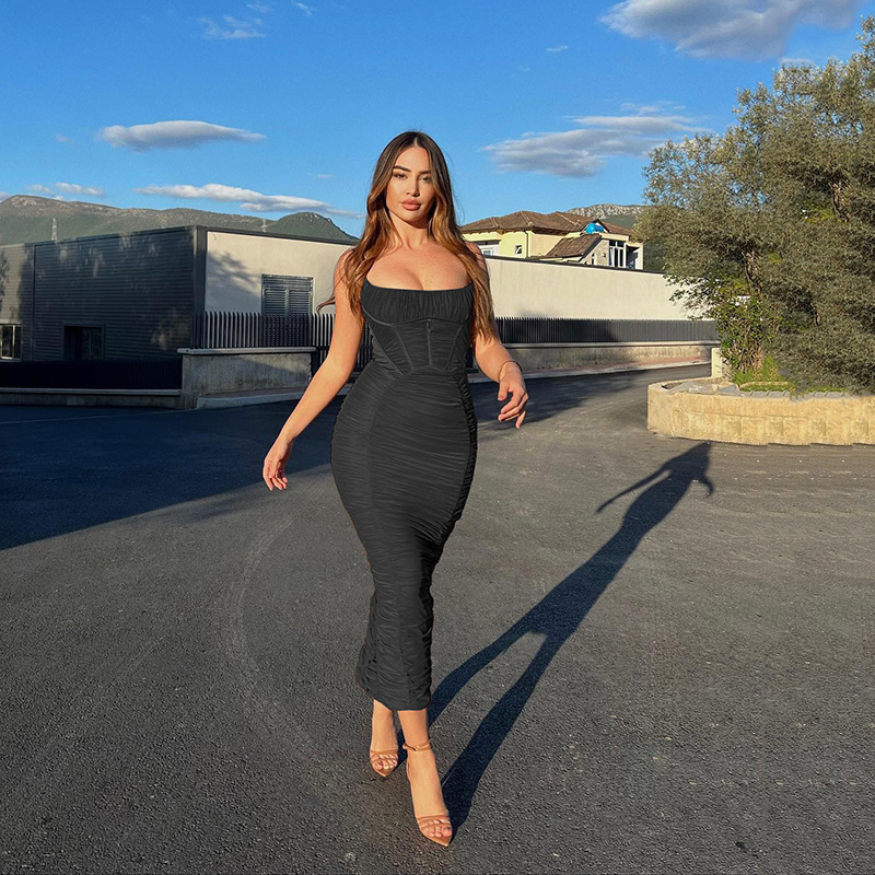 Designsoo European and American Style Sexy Backless Bodycon Waist-Cinching Ruched Maxi Dress