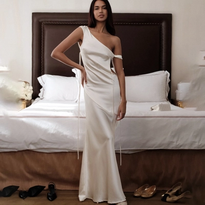 Designsoo Sexy One-Shoulder Sleeveless Elegant Satin Backless Tied Dress 02