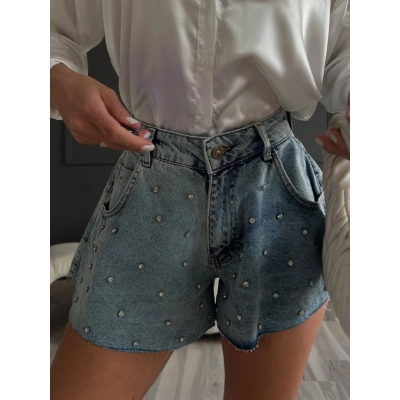 Studded Denim Shorts with Cuffed Hem - Fashionable, Slimming Hot Pants for Petite Women 01