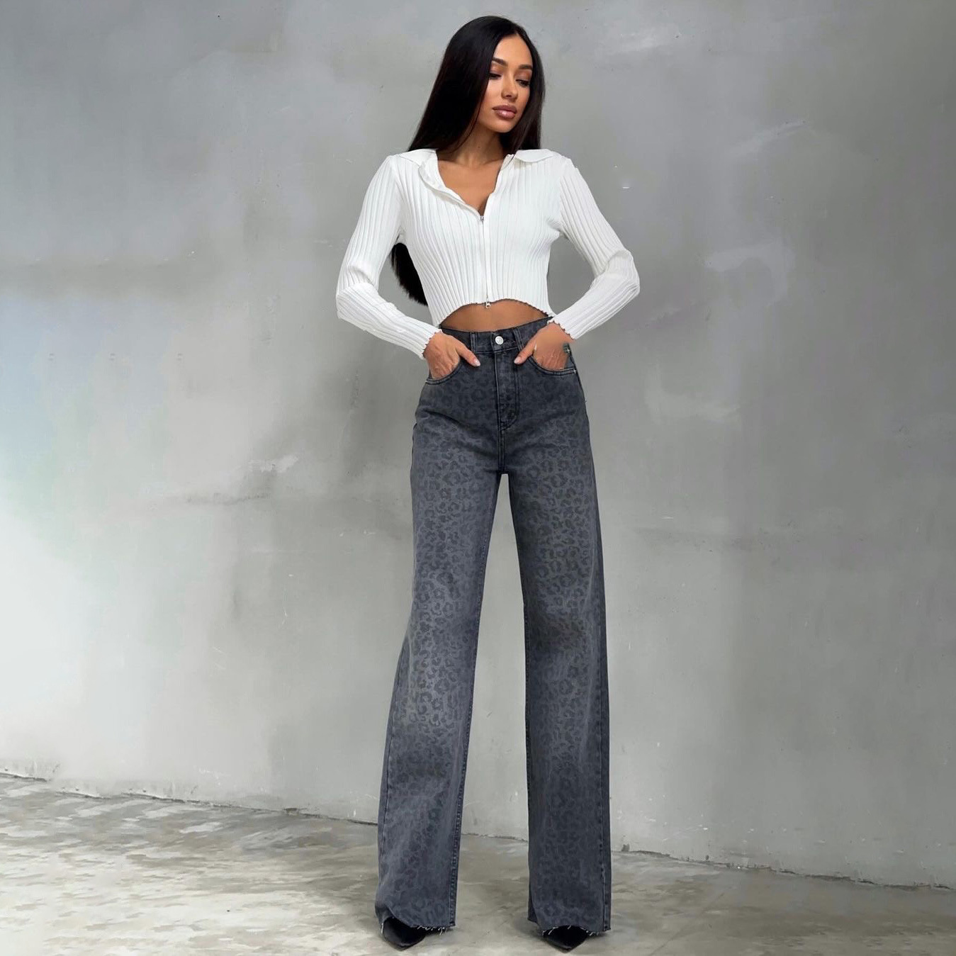 Vintage Washed Slim Straight Leg High-Waisted Denim Jeans