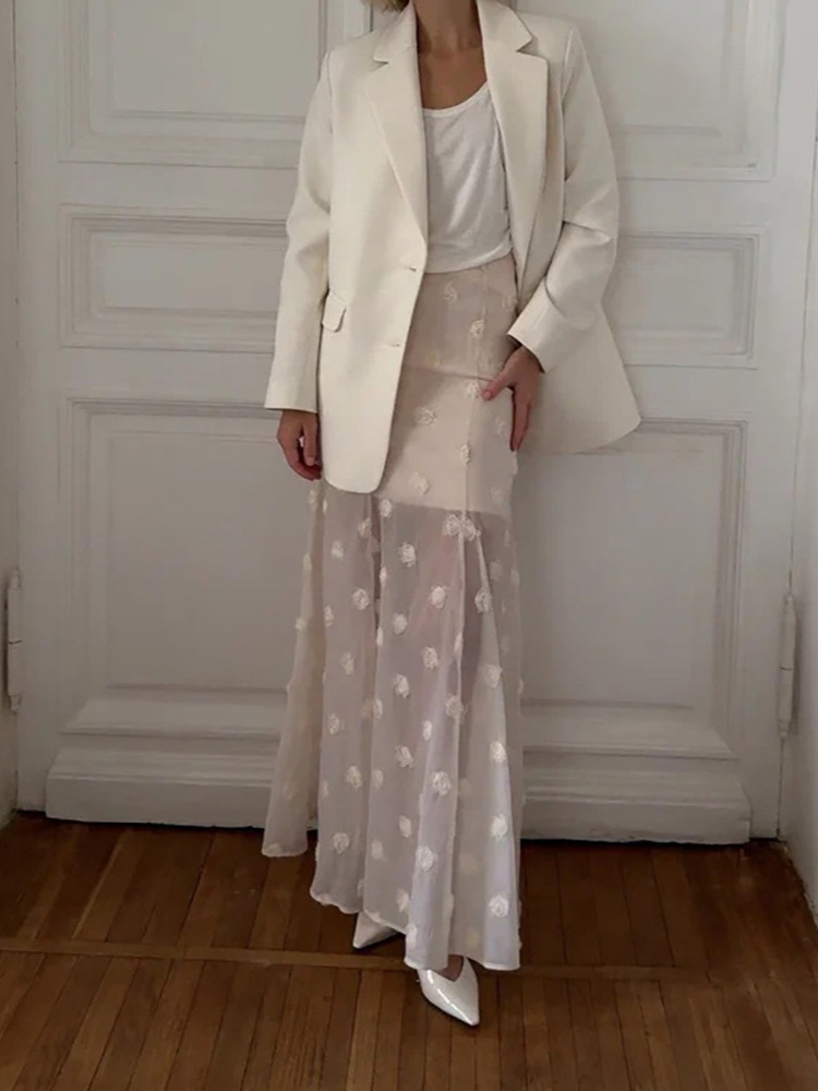 Designsoo French Chic Noblewoman Style Floral Embellished Semi-Sheer Tulle Skirt