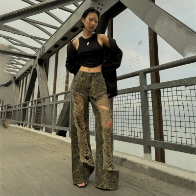 Heavy-Duty Leopard Print Distressed Washed Bootcut Denim Jeans 02
