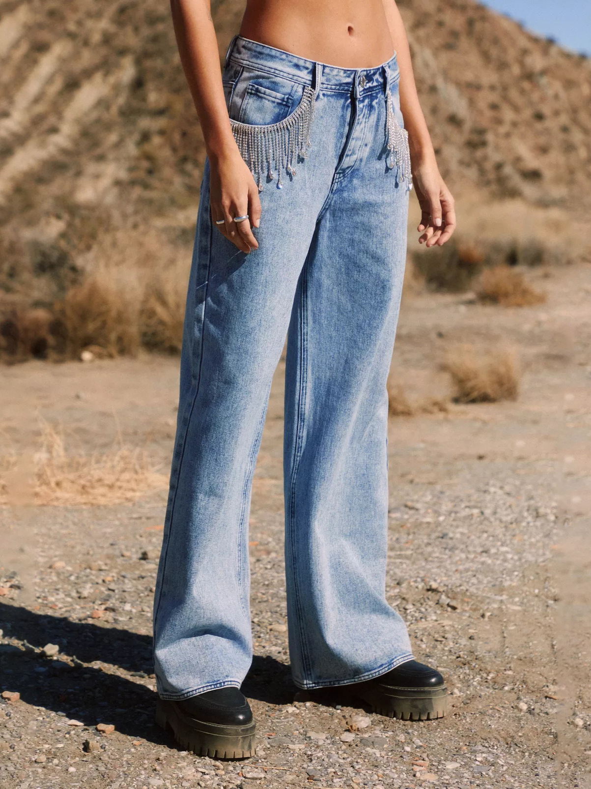 Light Blue Denim Jeans with Chain and Fringe Details - Straight Leg Design