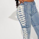 Designsoo Trendy Lace-Up Side Detail Denim Jeans for Bold Women