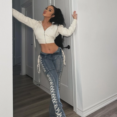 Trendy Lace-Up Side Detail Denim Jeans for Bold Women 01