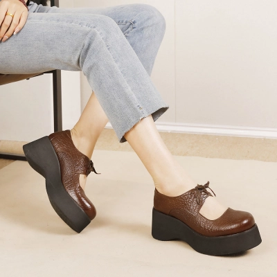 Designsoo Horse Leather Women's Shoes with Thick Sole, Genuine Leather Shallow-Cut, Cut-Out Lace-Up Flats 01