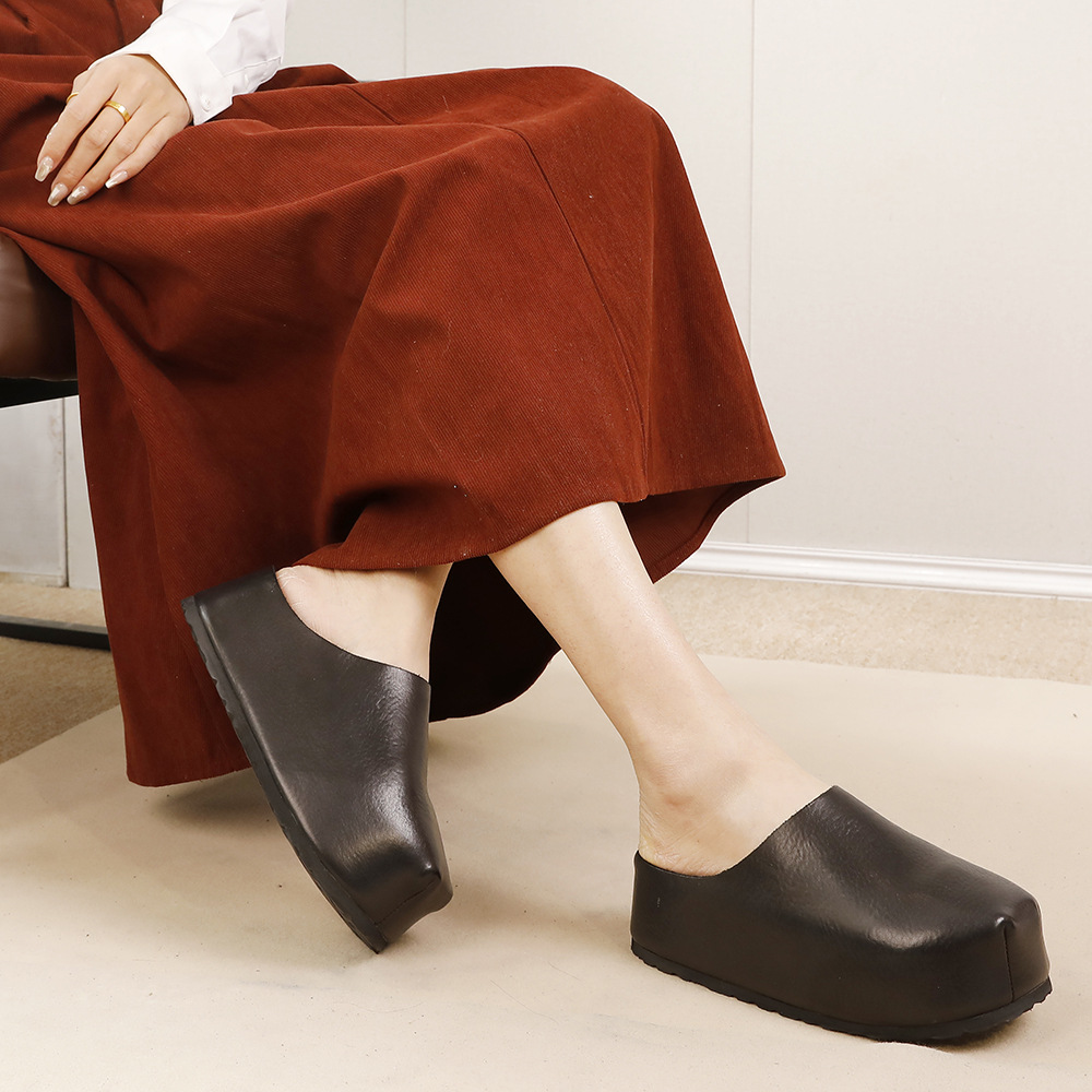 Designsoo Closed-Toe Sandals with Genuine Leather Upper, Breathable, Minimalist Outdoor Comfort Birkenstock-Style Women's Sandals