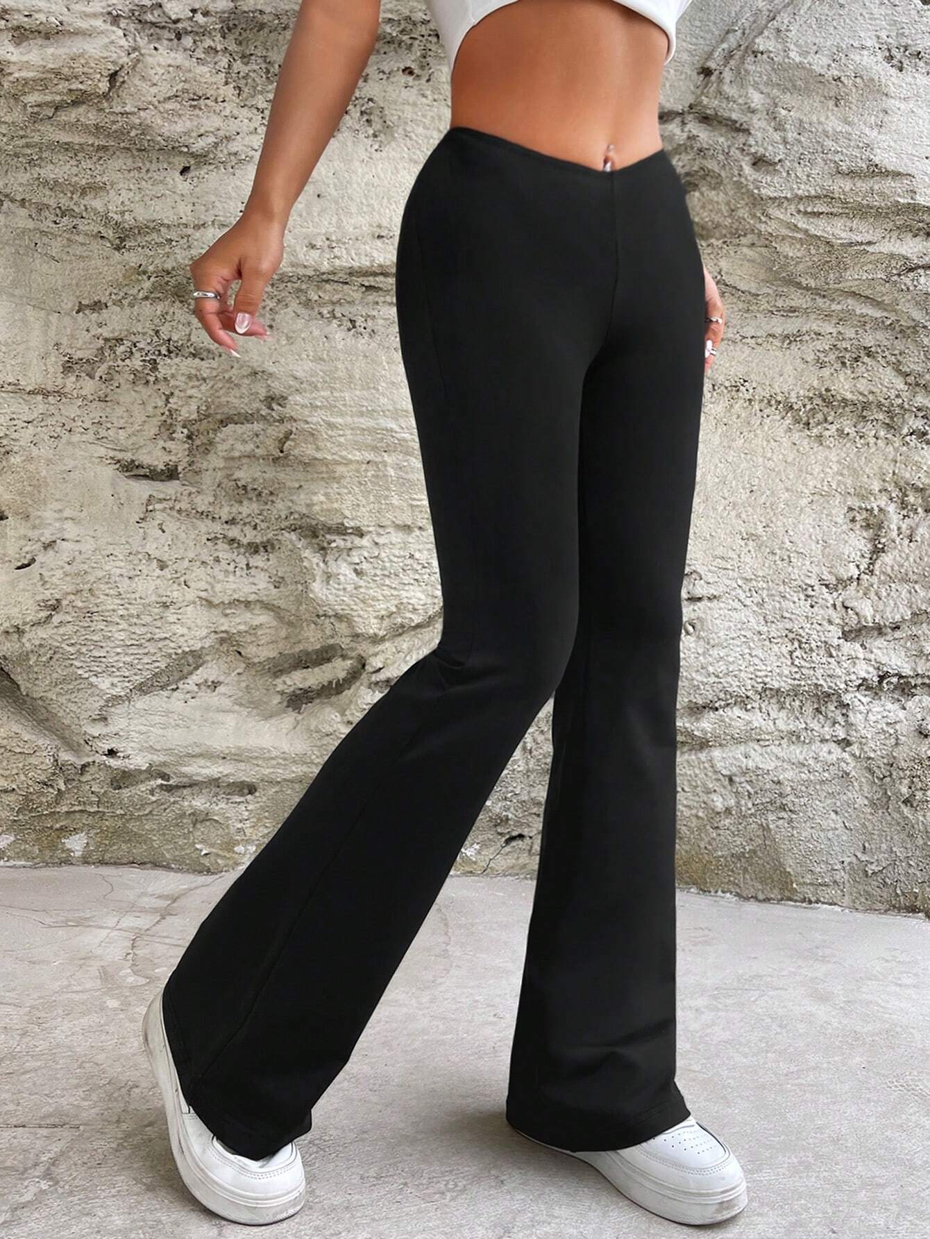 Designsoo V-Waist Slimming Flare Pants for Women – Subtle Flare with a Slim Fit