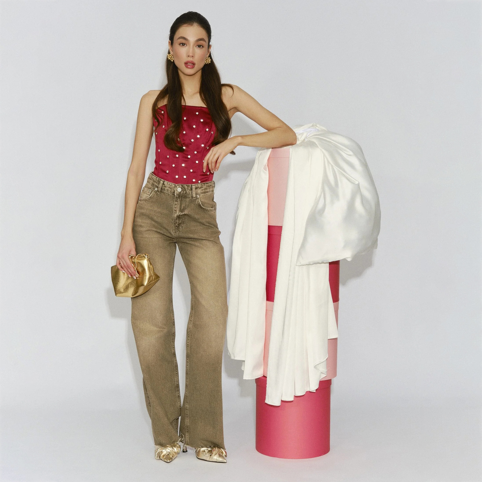 Designsoo Elegant Noble Rhinestone Embellished Corset Crop Top | Slimming Fishbone Design for Curvy Silhouette