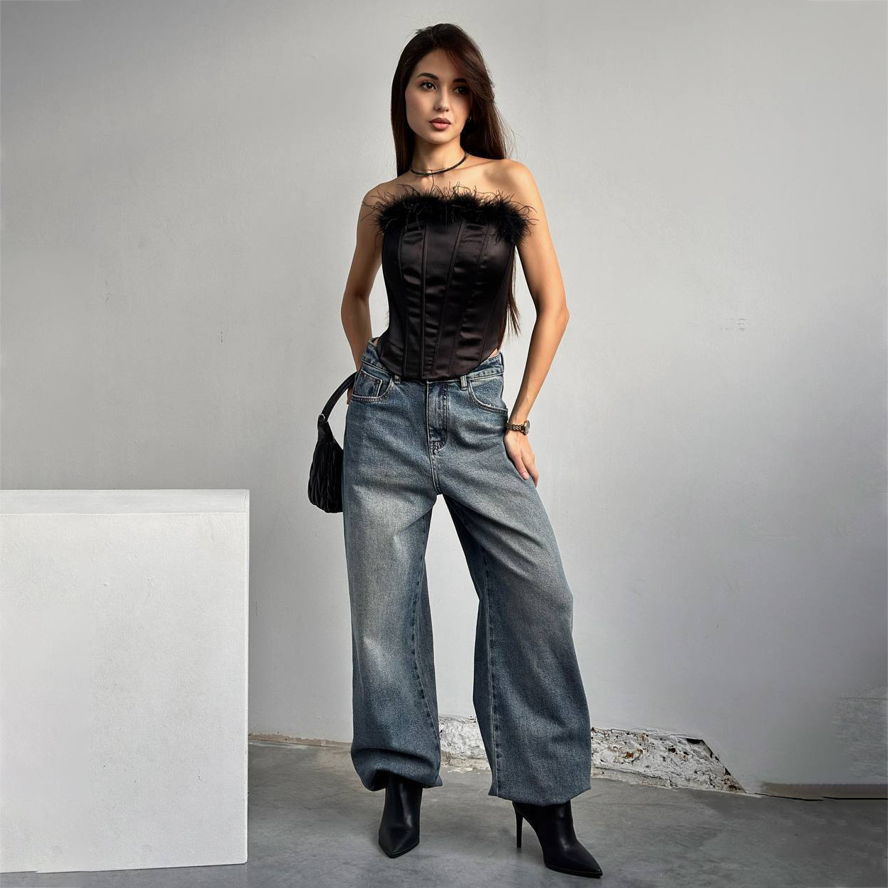 Designsoo Ostrich Feather Decorated Corset Crop Top with Fishbone Structure | Unique Designer Piece for Elegant Looks