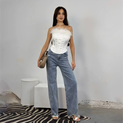 Designsoo Ostrich Feather Decorated Corset Crop Top with Fishbone Structure | Unique Designer Piece for Elegant Looks 02