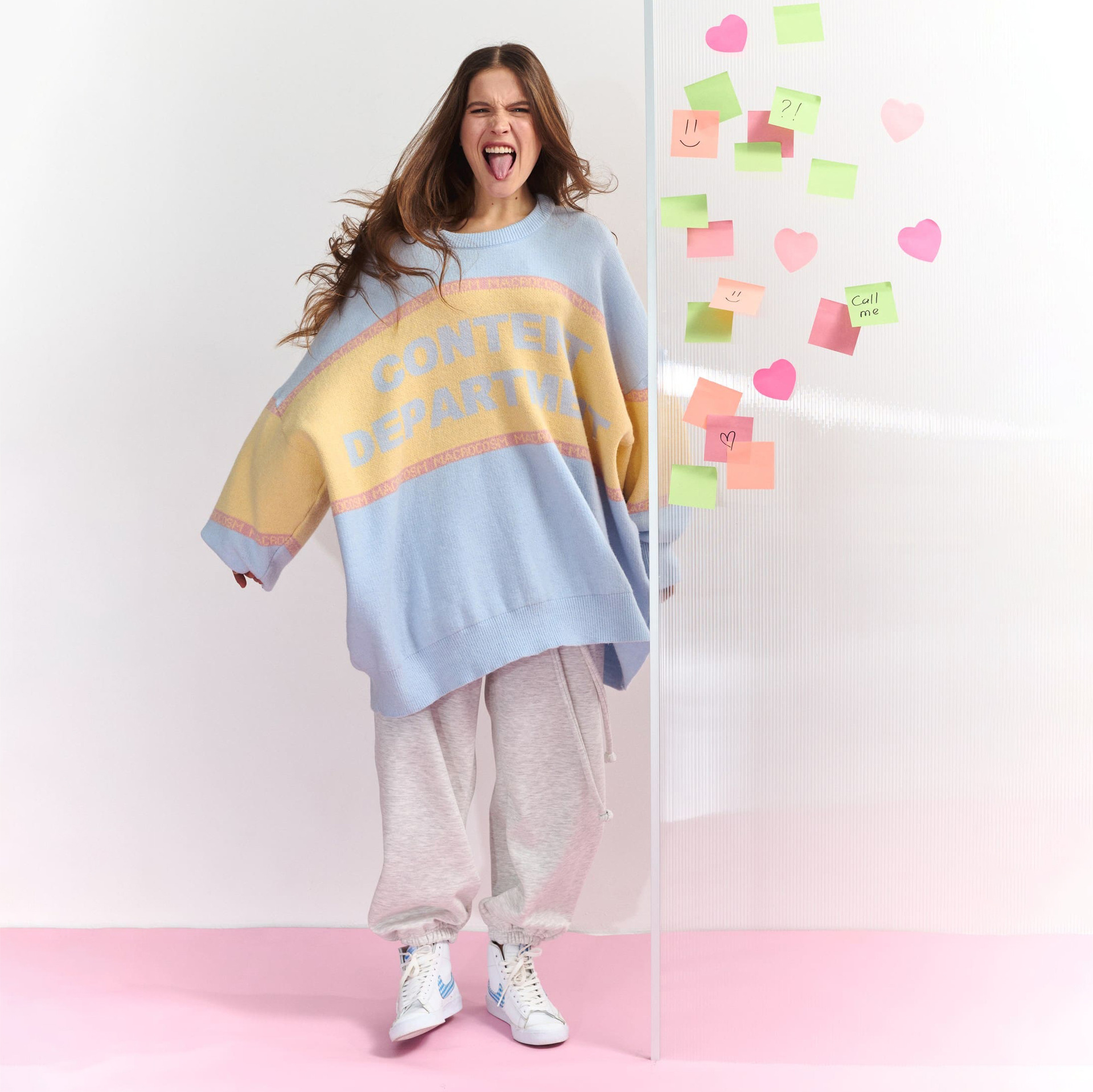 Designsoo Colorblock Letter Print Oversized Sweater for Women – Casual Knit Pullover