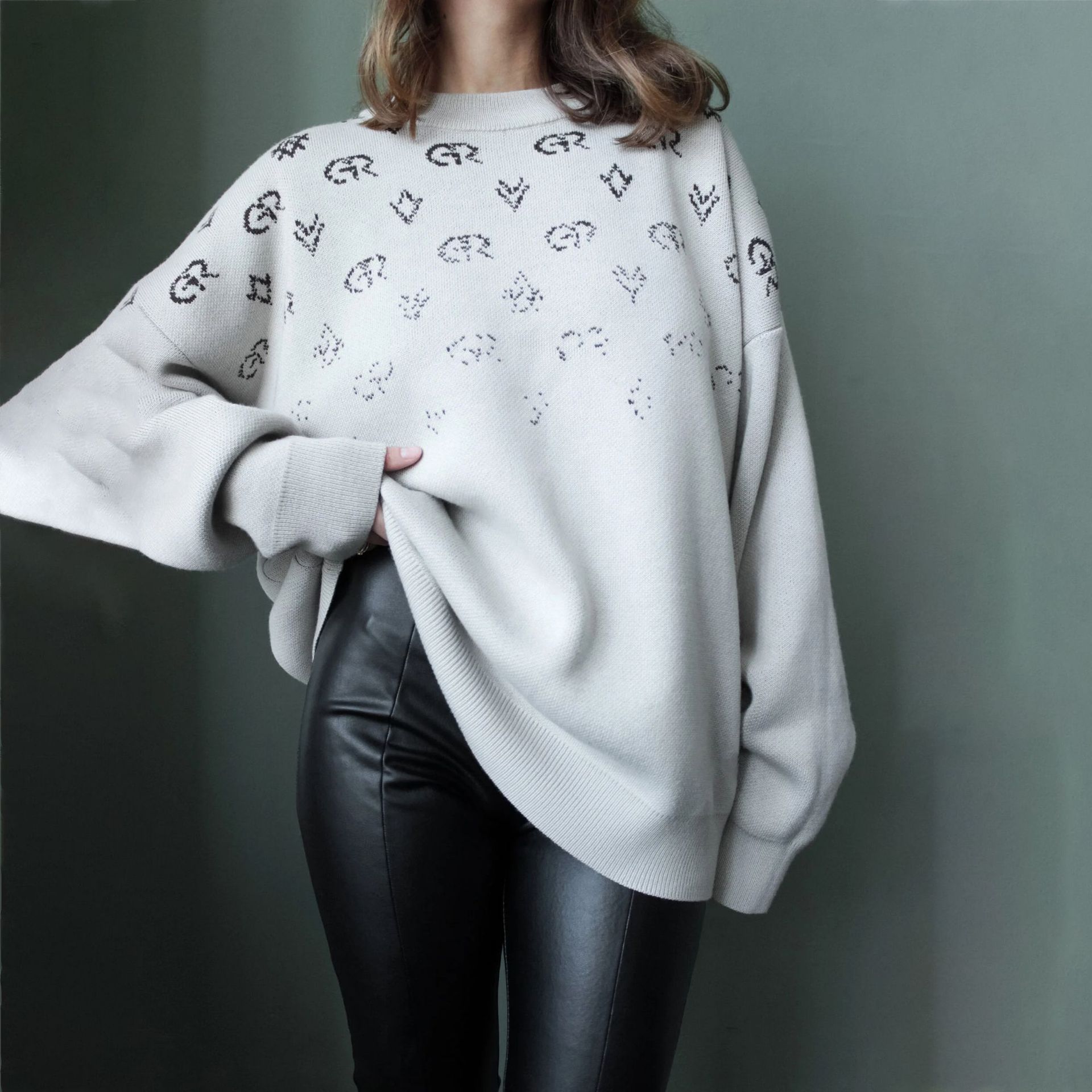 Geometric Pattern Oversized Sweater for Women – Artistic Knit Pullover