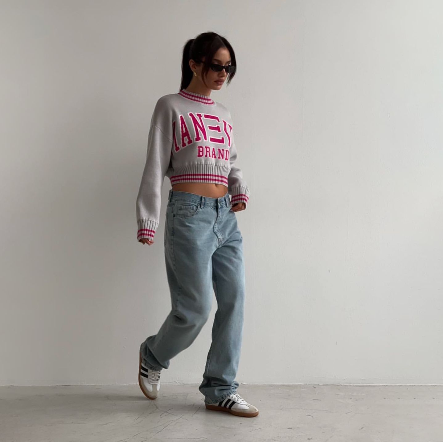 Designsoo Short Cropped Sporty Colorblock Oversized Sweater for Women – Casual Knit Pullover