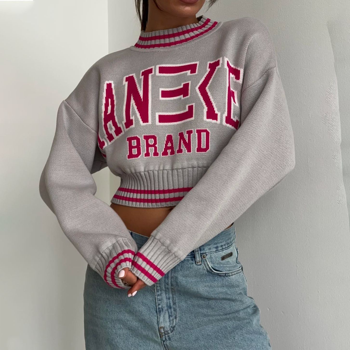 Designsoo Short Cropped Sporty Colorblock Oversized Sweater for Women – Casual Knit Pullover