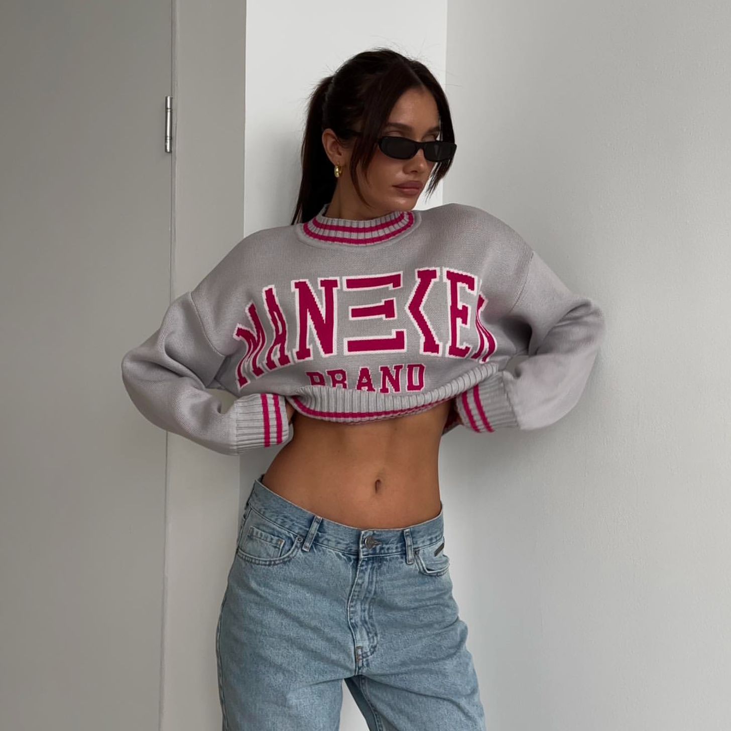 Designsoo Short Cropped Sporty Colorblock Oversized Sweater for Women – Casual Knit Pullover