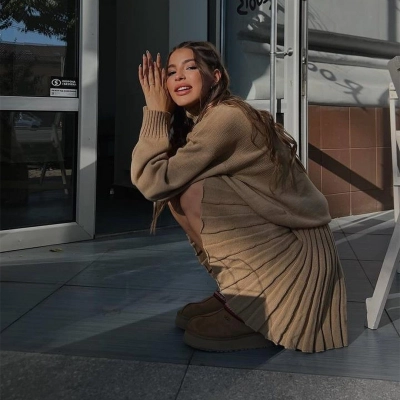 Designsoo Turtleneck Knit Top + Pleated Mini Skirt Elegant Two-Piece Set 01