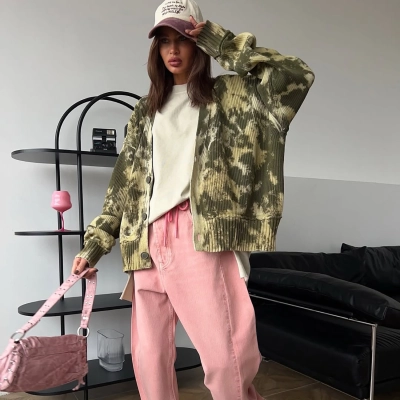 Knit V-Neck Cardigan Sweater for Women – Oversized Casual Outerwear 01