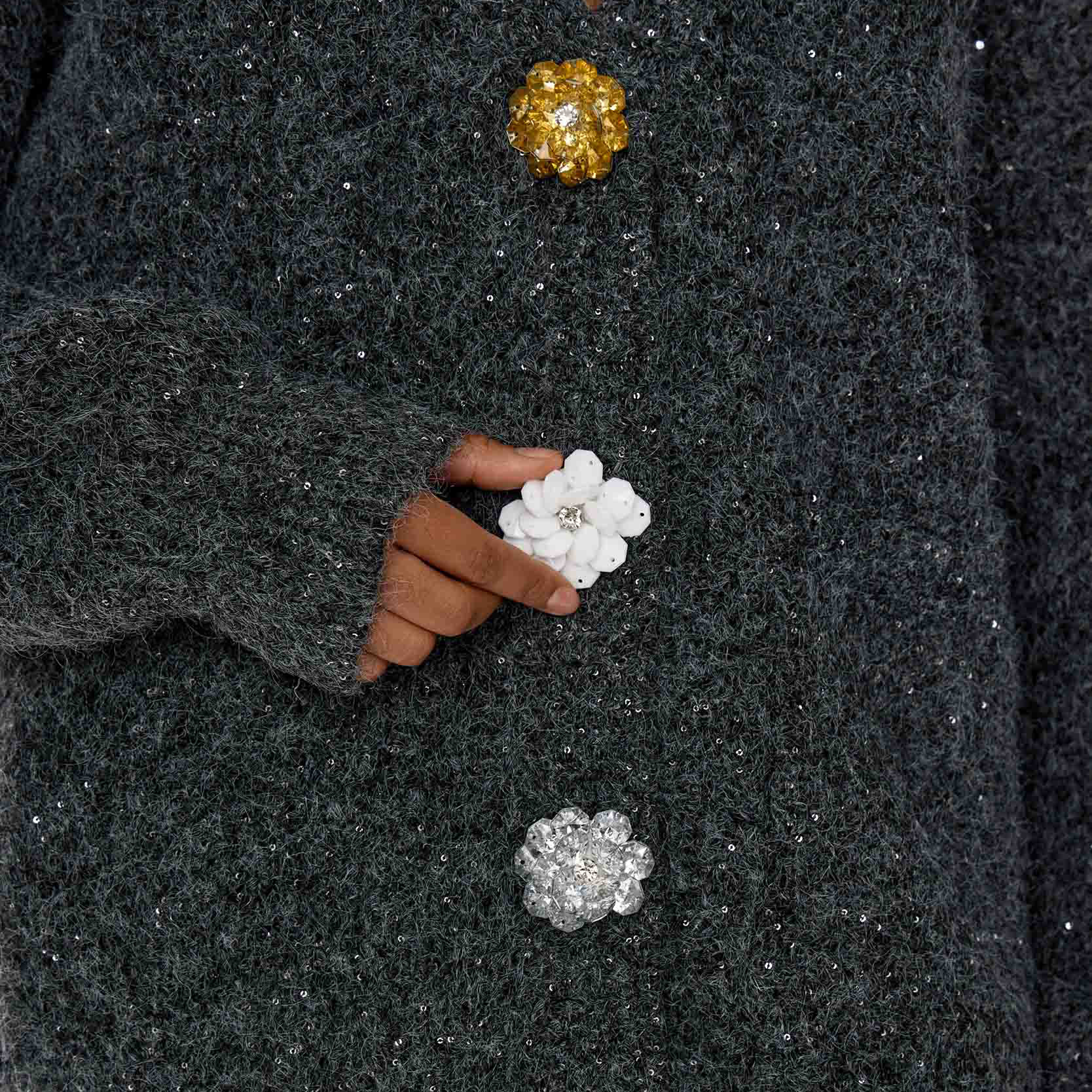 Colorful Button Design Lazy Chic Sweater for Women – Oversized Knit Cardigan with Playful Touch