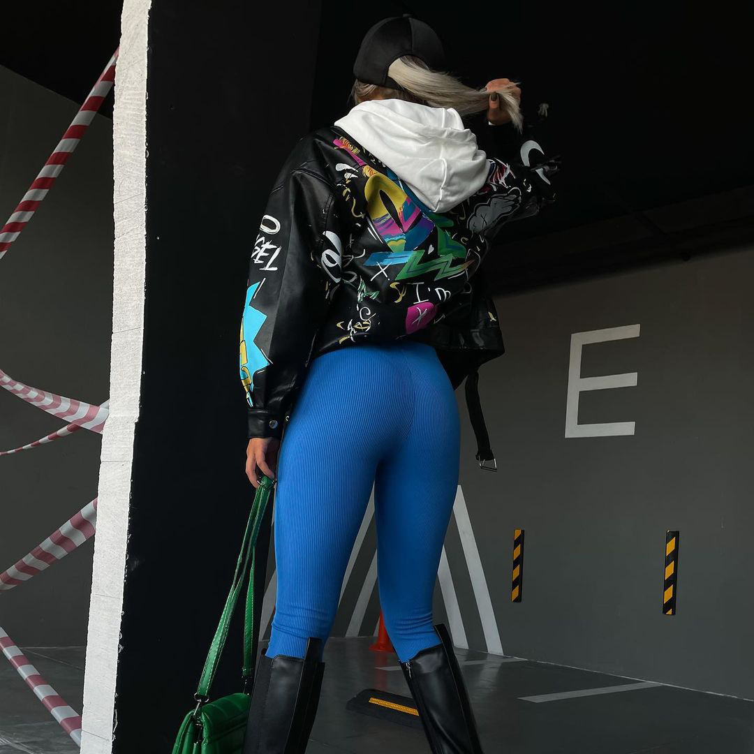 Graffiti Print Zipper Jacket for Women – Streetwear Style Loose Fit Crop Jacket