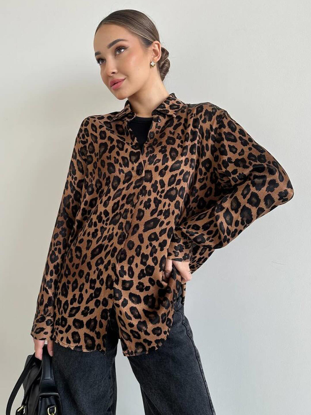 Hong Kong Style Long Sleeve Leopard Print Shirt Jacket for Women – Vintage Inspired Casual Blouse Coat