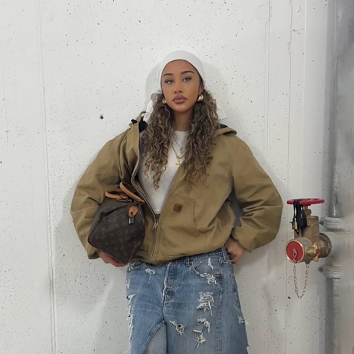 Designsoo Hooded Back Cow Embroidery Sweatshirt Jacket for Women – Oversized Casual Pullover Hoodie