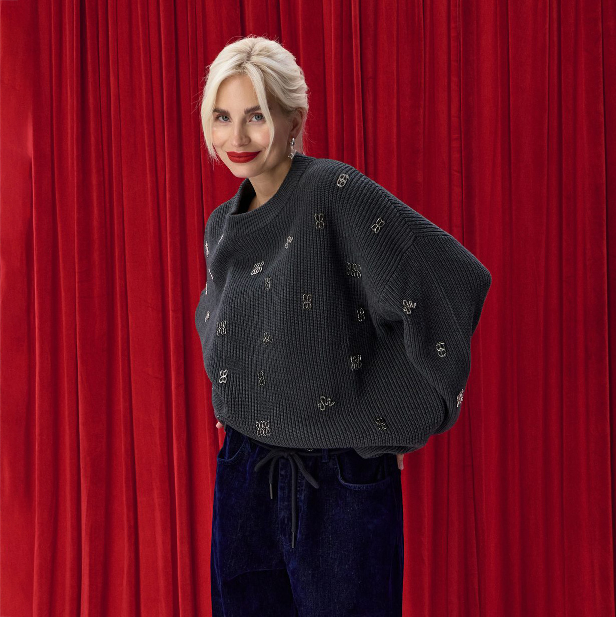 Designsoo Stylish Metal-Decorated Lazy Chic Sweater