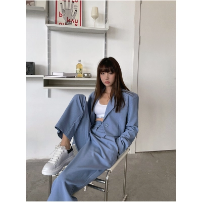 Short Blazer + Slimming High-Waist Drape Trousers Suit Set 02