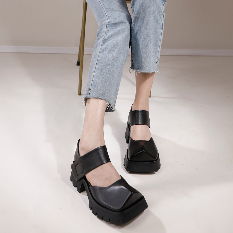 Thick Heel Hook and Loop All-Season Women's Shoes