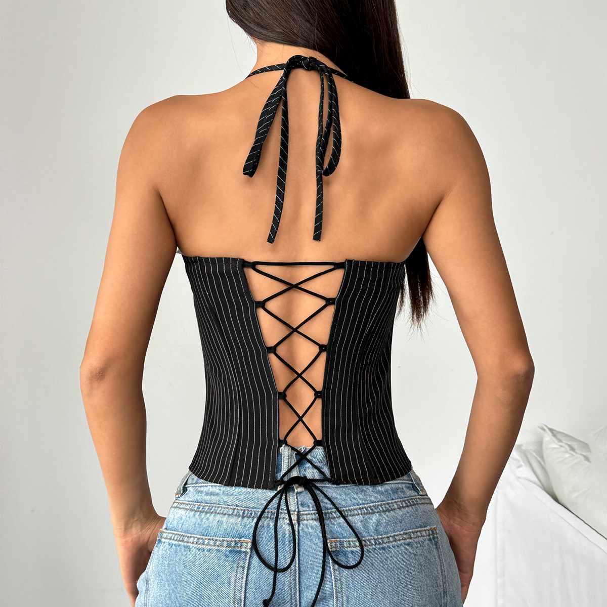 Edgy Fishbone Strapless Crop Top with Striped Patchwork & Color Block Design – Sexy Women’s Bustier Vest